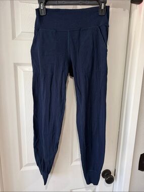lululemon athletica Deep Navy High-Waist Cropped Leggings with Pockets